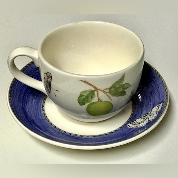 Vintage WEDGWOOD SARAH’S GARDEN England 1759 Queens Ware Teacup and Saucer - Picture 3 of 8